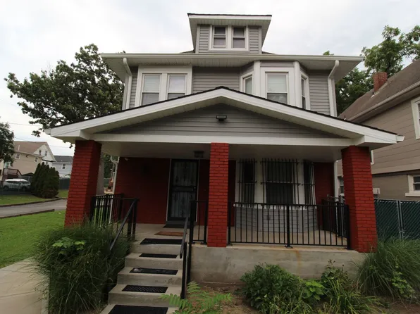 3215 Charlotte St, Kansas City, MO 64109