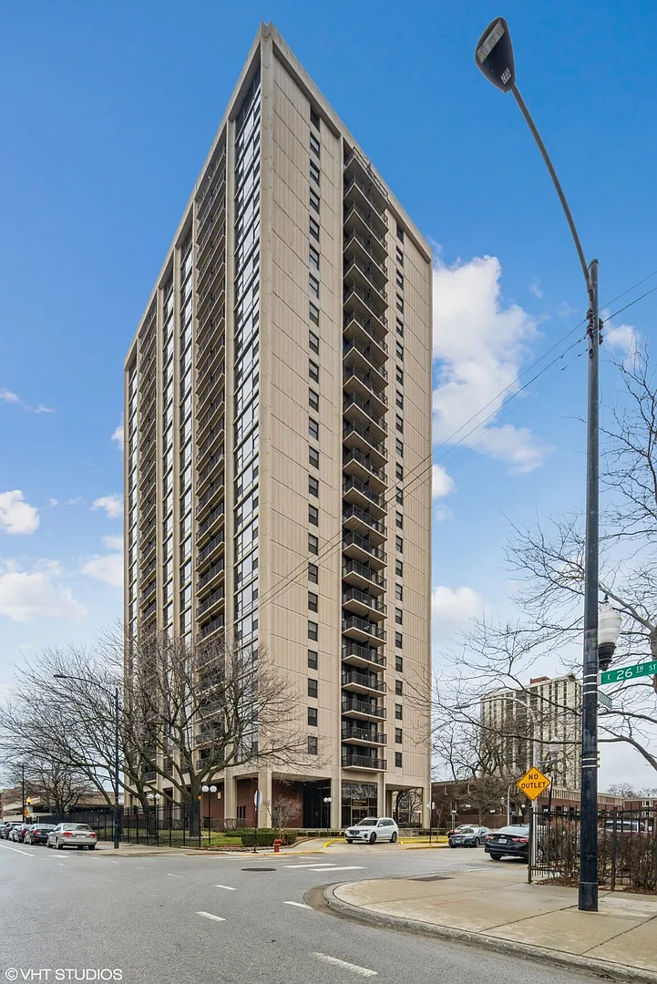 2605 S Indiana Ave Unit 2201 photo 1