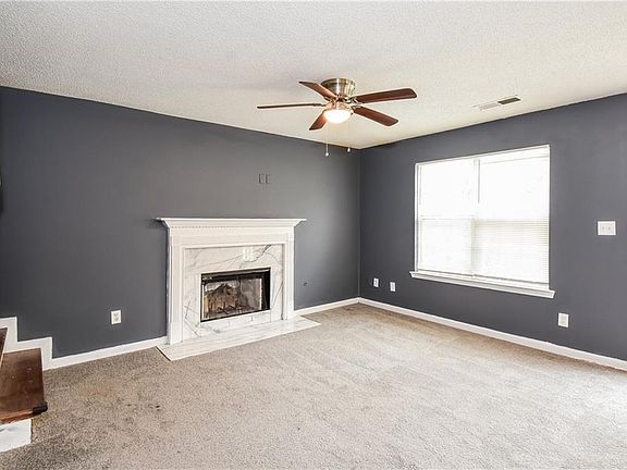 4th image of 2716 River Tree Dr