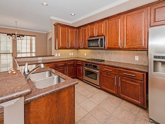 5th image of 1113 Peveto St Unit B