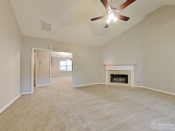4th image of 513 Judith Ct