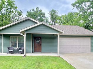 408 Madison St, Cambria, IL 62915