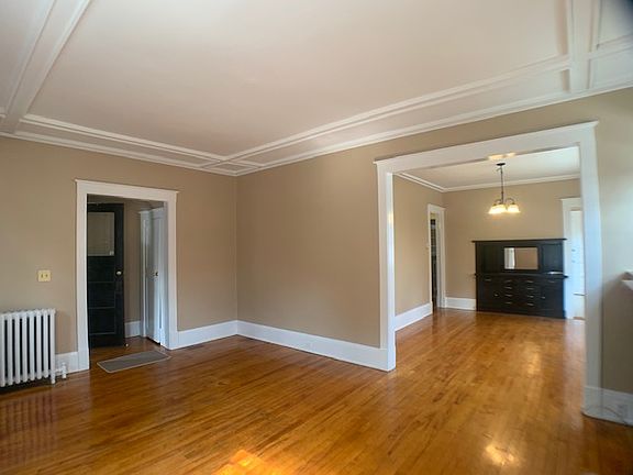 5th image of 1108 W 28th St #1