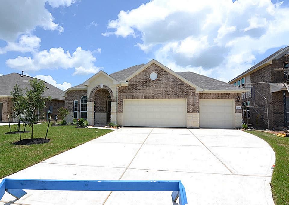 1st image of 219 Harbor Bend Ln