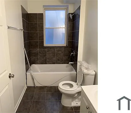 5721 S Prairie Ave #1 — Photo 3