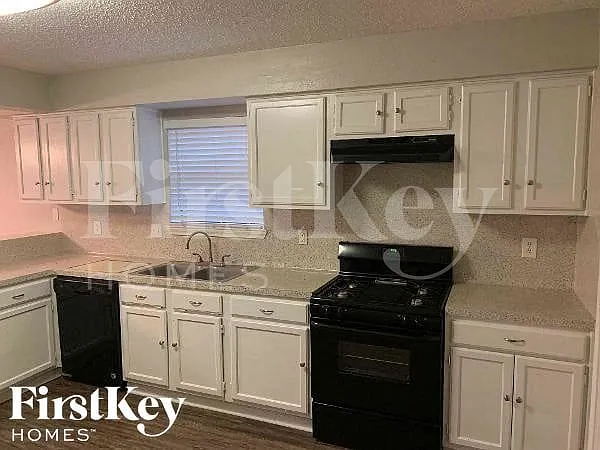 15511 Evergreen Grove Dr — Photo 10