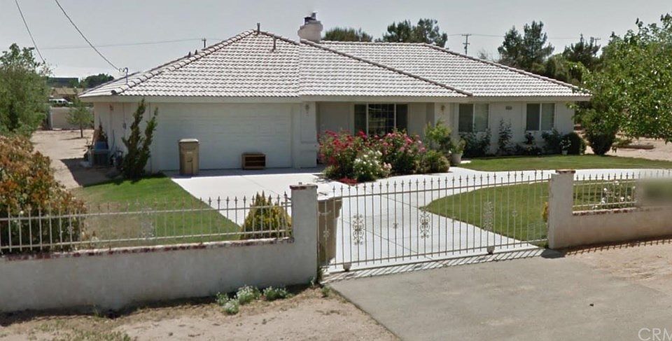 1st image of 15579 Mauna Loa St