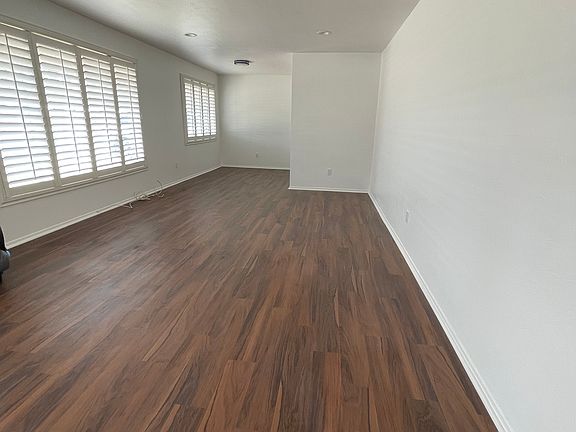 2nd image of 4023 E Heatherbrae Dr