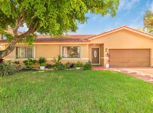 15986 SW 109th St, Miami, FL 33196