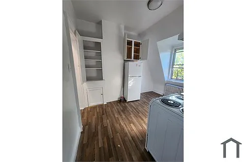 160 Buena Vista Ave #3 Photo 1