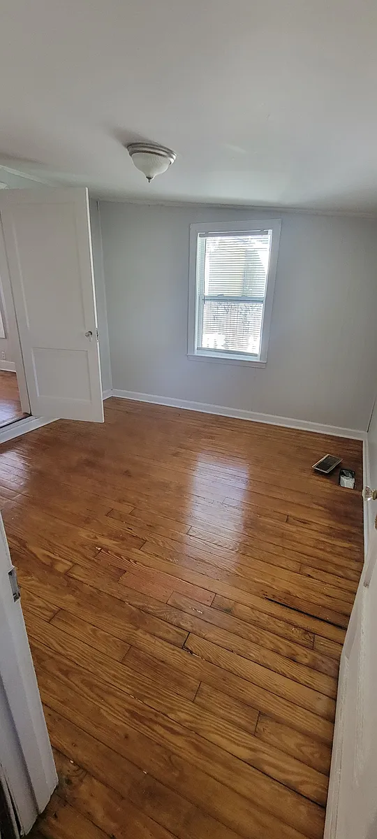 Rear bedroom - 2653 Harvey Ave