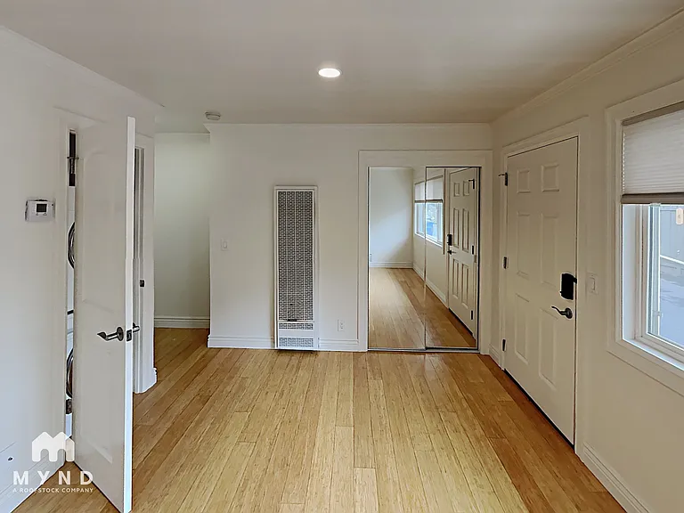 315 Beemer Ave #1 — Photo 3