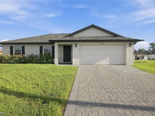 1615 NE 34th Lane Cpe, Coral, FL 33909