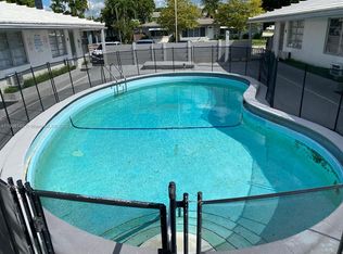 724 NE 6th St #7, Hallandale, FL 33009