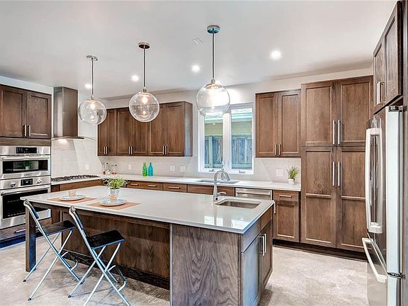 4th image of 5605 William Holland Ave #A
