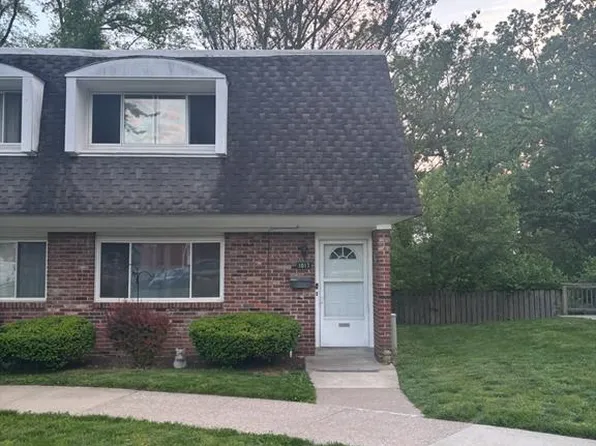 1017 Lafayette Ct, Collinsville, IL 62234