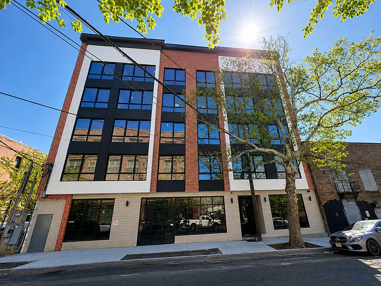74 Webster St #1AA — Photo 14