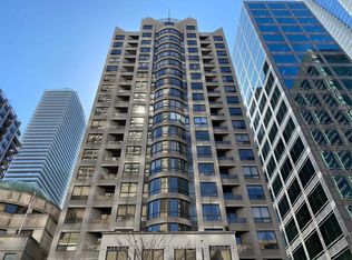55 Bloor St E Unit Lph8, Toronto, ON