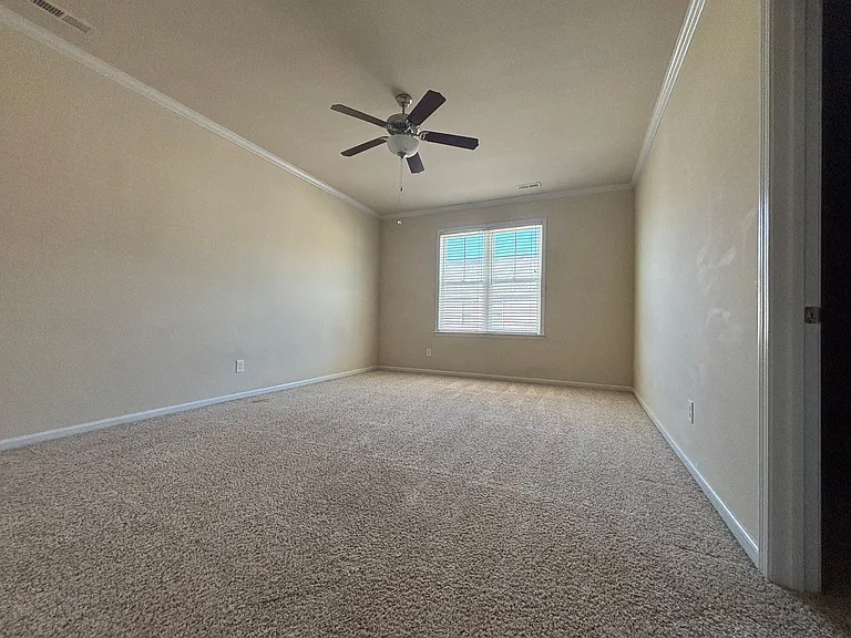 116 Waterstone Ln — Photo 10