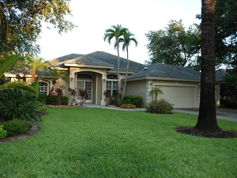 11327 Longshore Way E — Photo 7