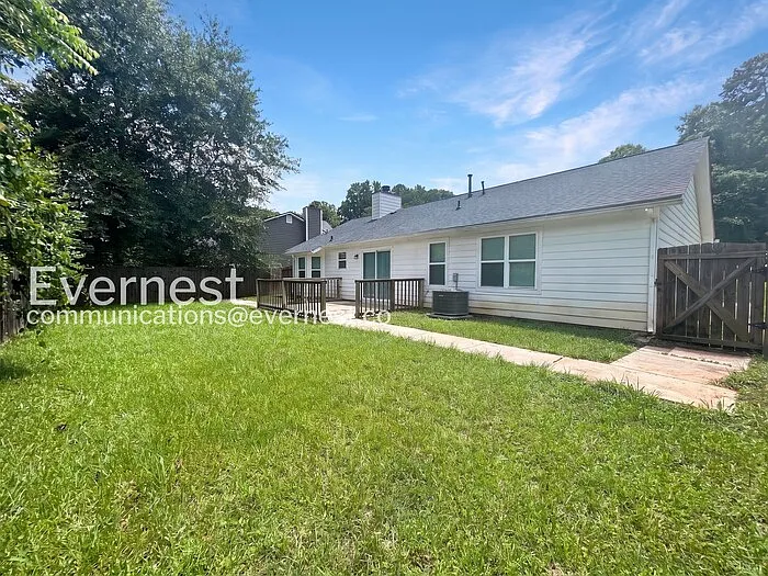 5611 La Fleur Trl — Photo 20