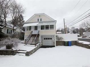 4 Lyndale Ave, Waterbury, CT 06705