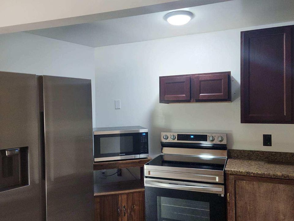 1st image of 305 Canal St #2