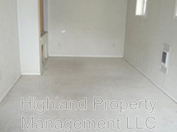 3rd image of 1033 NE B St