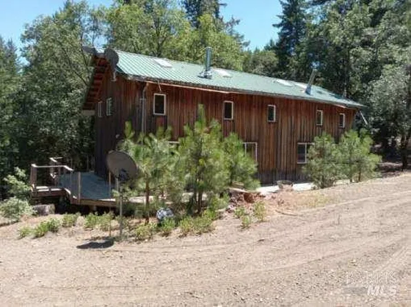 27595 19 N 16 Road, Potter Valley, CA 95469