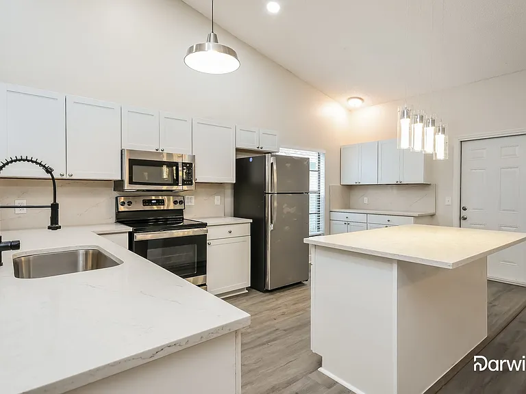 770 Birgham Pl — Photo 3