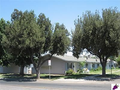 2nd image of 11 E San Joaquin St