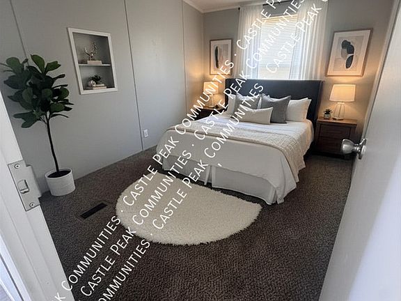 3rd image of 605 N 20th St Space 34