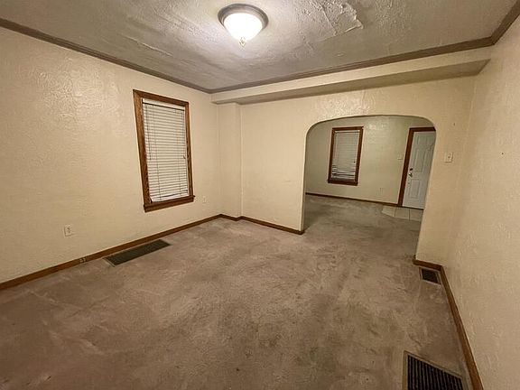 3rd image of 305/307 Sewickley Ave