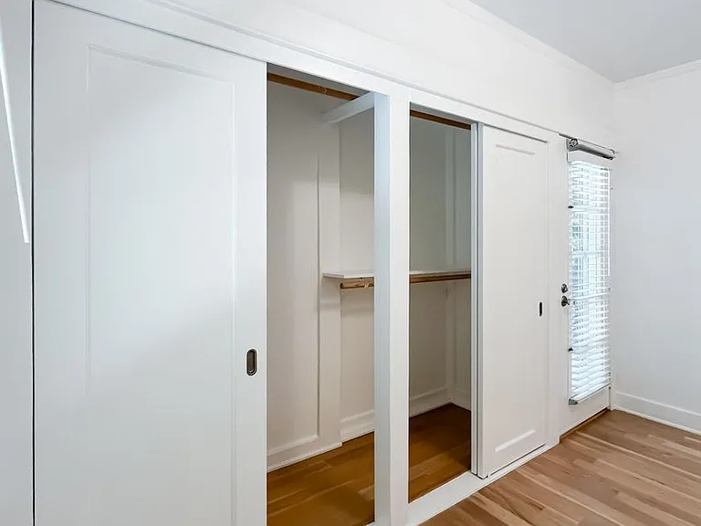 Unbelievable Stand-Alone 2-Bedroom House in Prime West Hollywood Hills — Photo 26