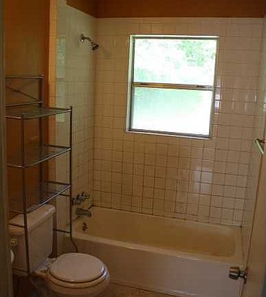 3rd image of 488 Lee Road 175