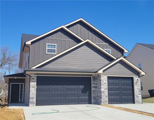 703 A&b Mahogany Ct, Warrensburg, MO 64093