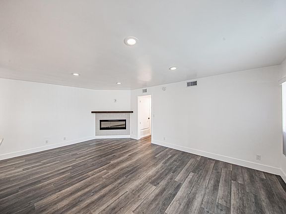4th image of 1115 14th St APT 203