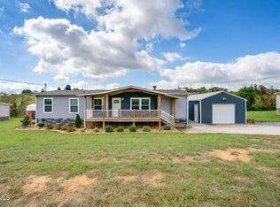 180 Oasis Rd, Bulls Gap, TN 37711