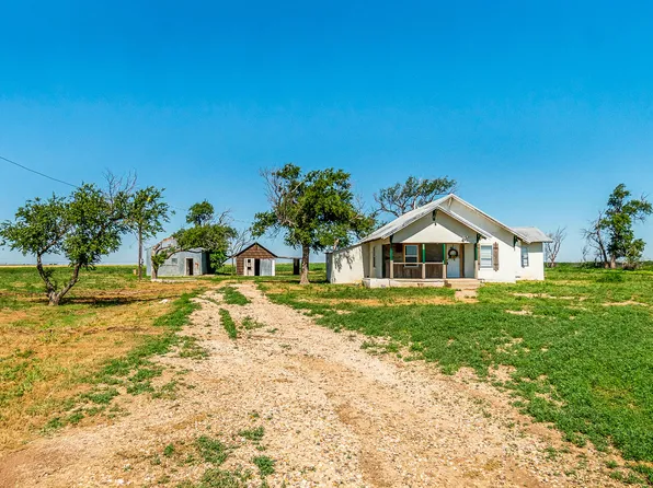 2499 County Road 7, Tulia, TX 79088