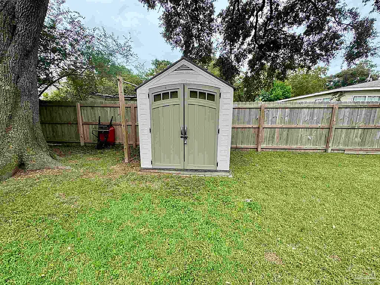 163 Beland Rd — Photo 37