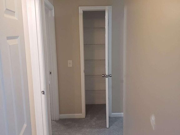 5th image of 7101 Fairington Ridge Cir