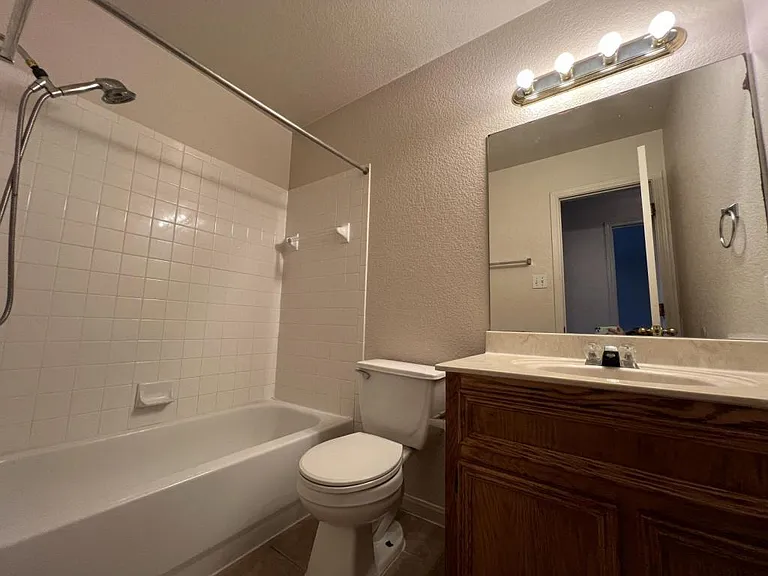 3706 Dustin Ct #A — Photo 25