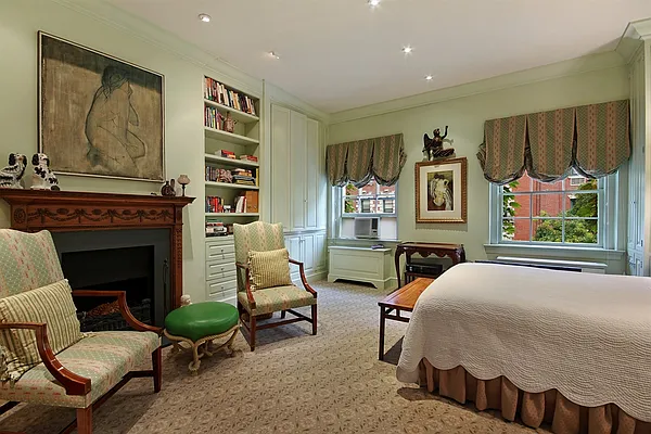 Rented by Corcoran | media 2