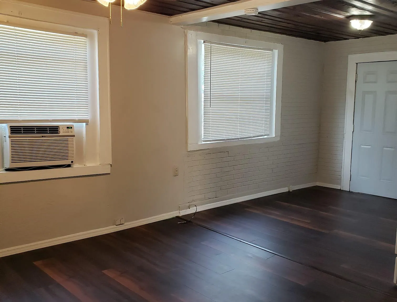 2 bed, 1332 sqft, $1,850 — Photo 4