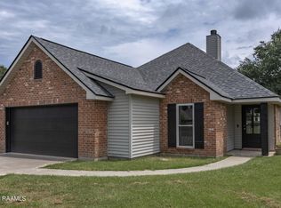 102 Pelican Ridge Cv, Carencro, LA 70520