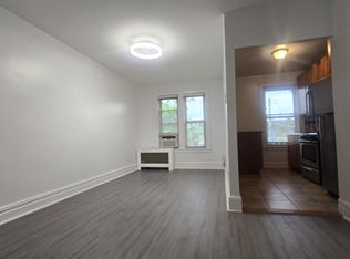 28-43 37th St #2, Astoria, NY 11103
