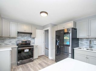 11 San Miguel St, Springfield, MA 01104