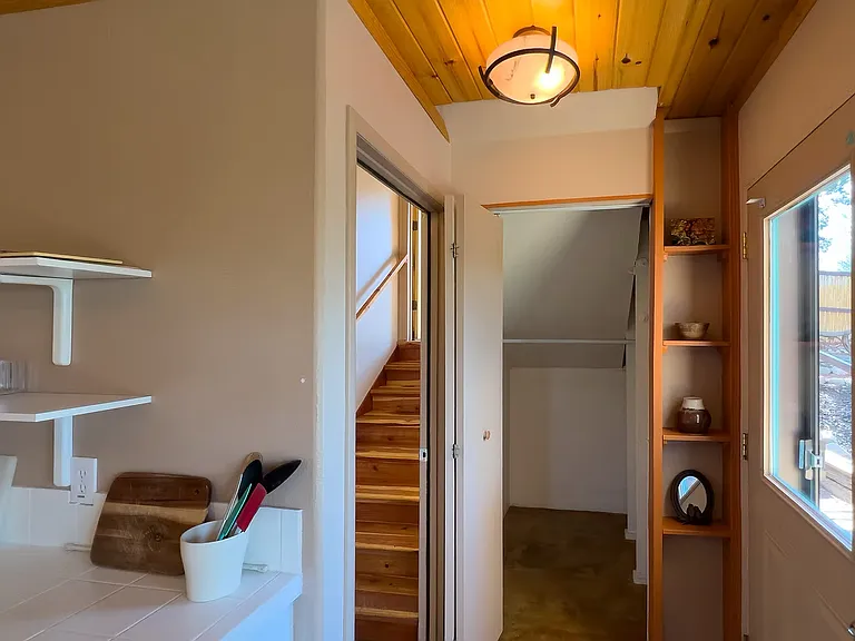 1482 Badger Rd #B — Photo 14