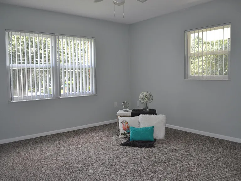 628 Delaney Ave #C — Photo 10