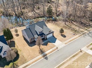 1736 Williamsburg Dr, Rock Hill, SC 29732